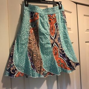 🌺 SAHALIE summer skirt sz L. Beautiful colors!!